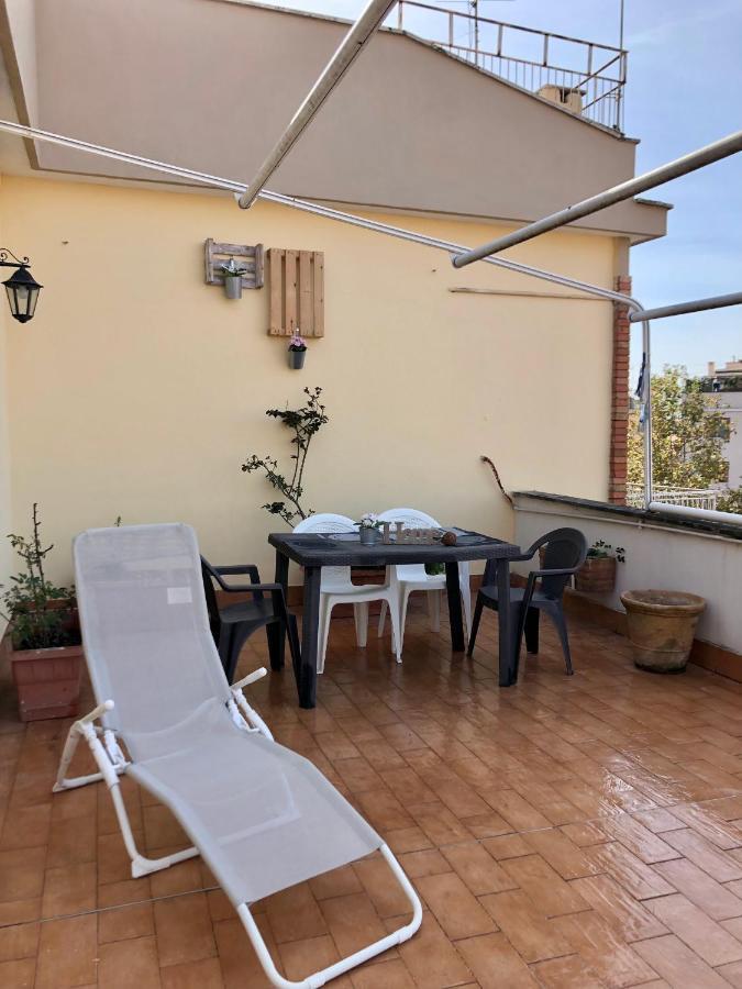 La Terrazza Del Sole Apartment Roma Exterior foto